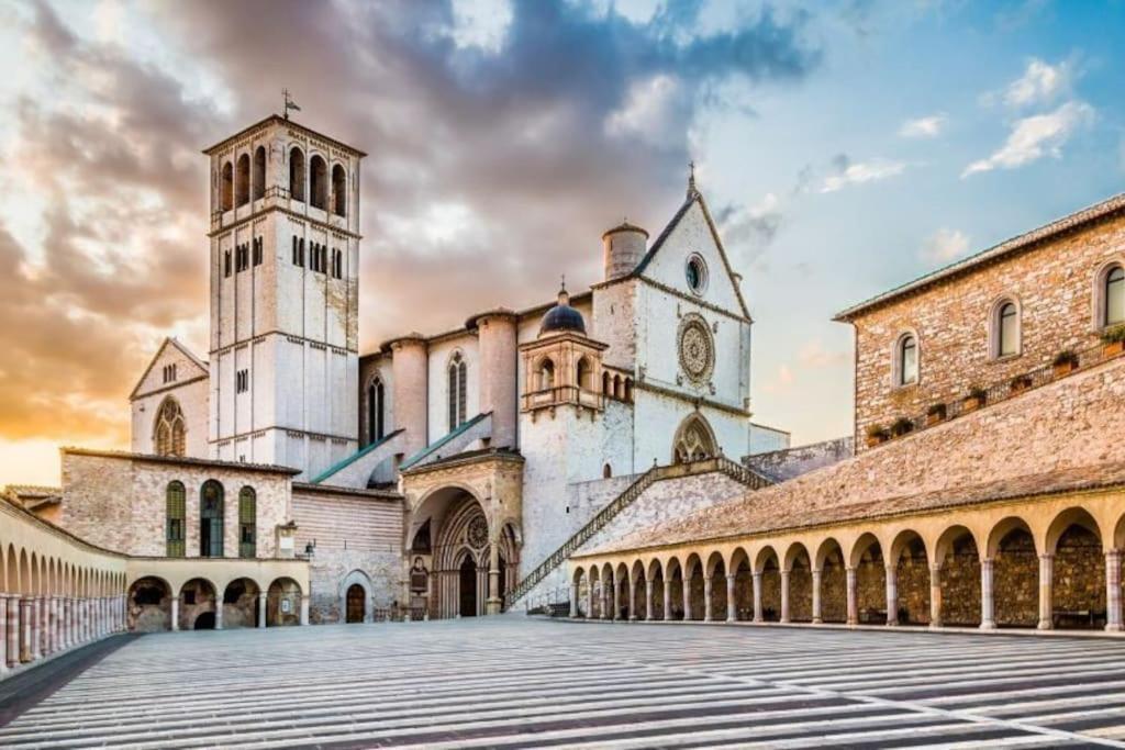 Luxury Apartment Assisi Bastia Umbra Zewnętrze zdjęcie
